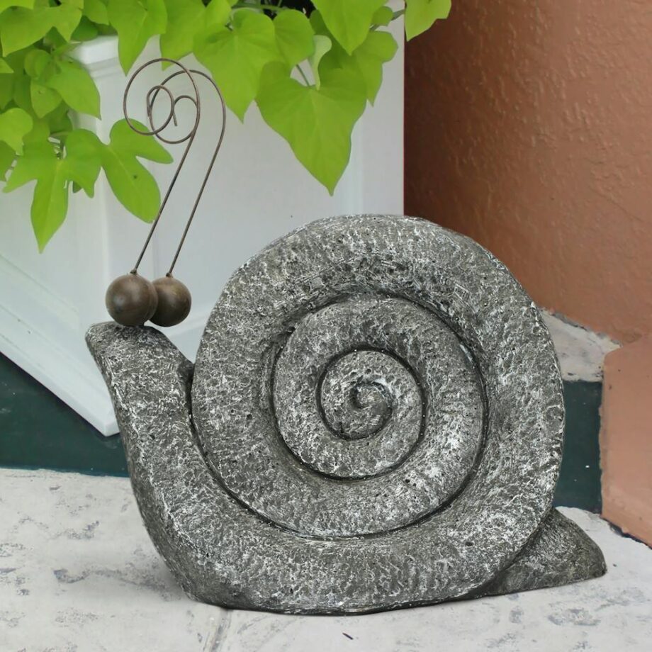 At a Snail's Pace Garden Gastropod Statues: Medium FU83892