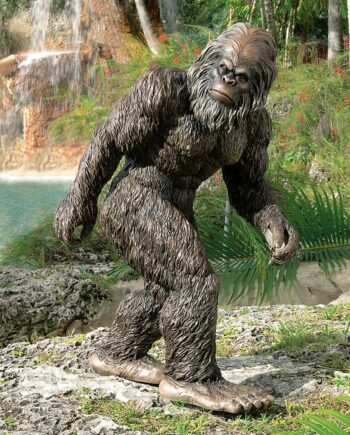 Bigfoot the Garden Yeti Statue: Large DB383049