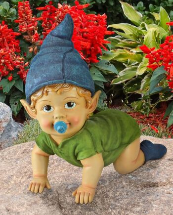 Blaze the Baby Gnome Statue QM2696170