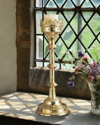 Chartres Cathedral Gothic Candlestick: Each Grande TE1038