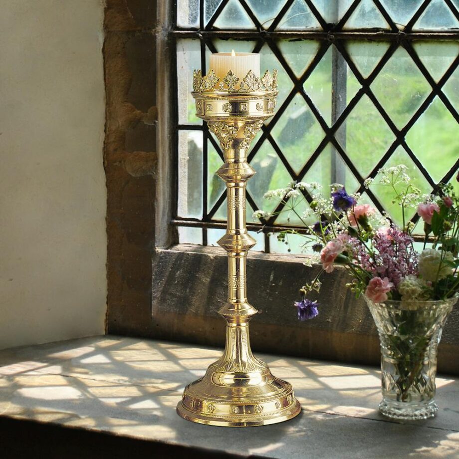 Chartres Cathedral Gothic Candlestick: Each Grande TE1038