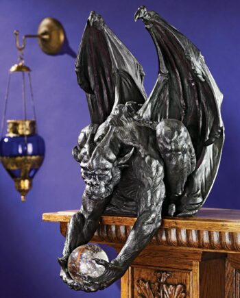 Clutch, Keeper of the Mystic Orb Gargoyle Sitter Statue QS222896