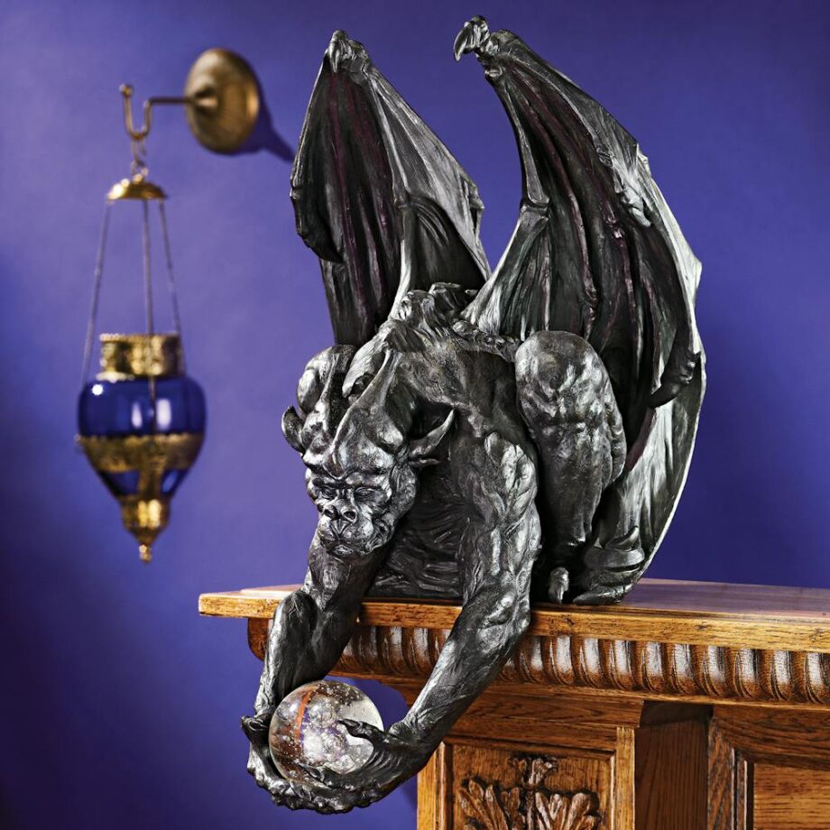 Clutch, Keeper of the Mystic Orb Gargoyle Sitter Statue QS222896