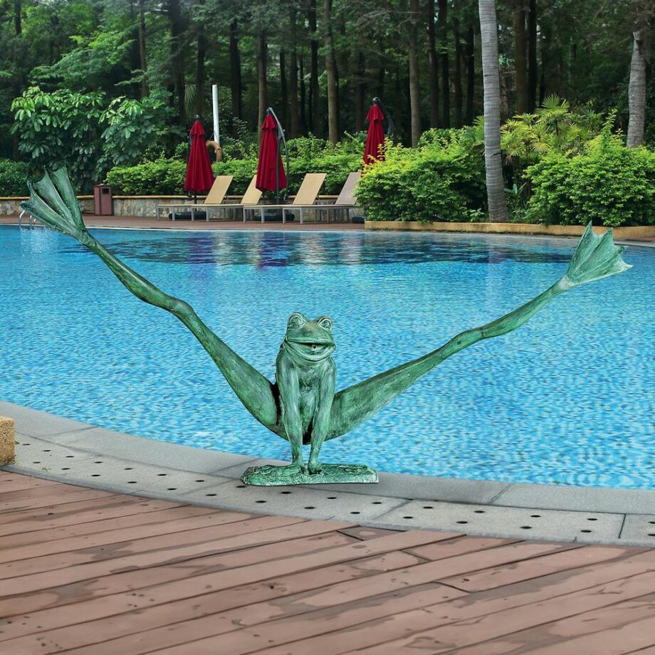 Crazy Legs, Leap Frog Bronze Garden Statue: Giant PK2295