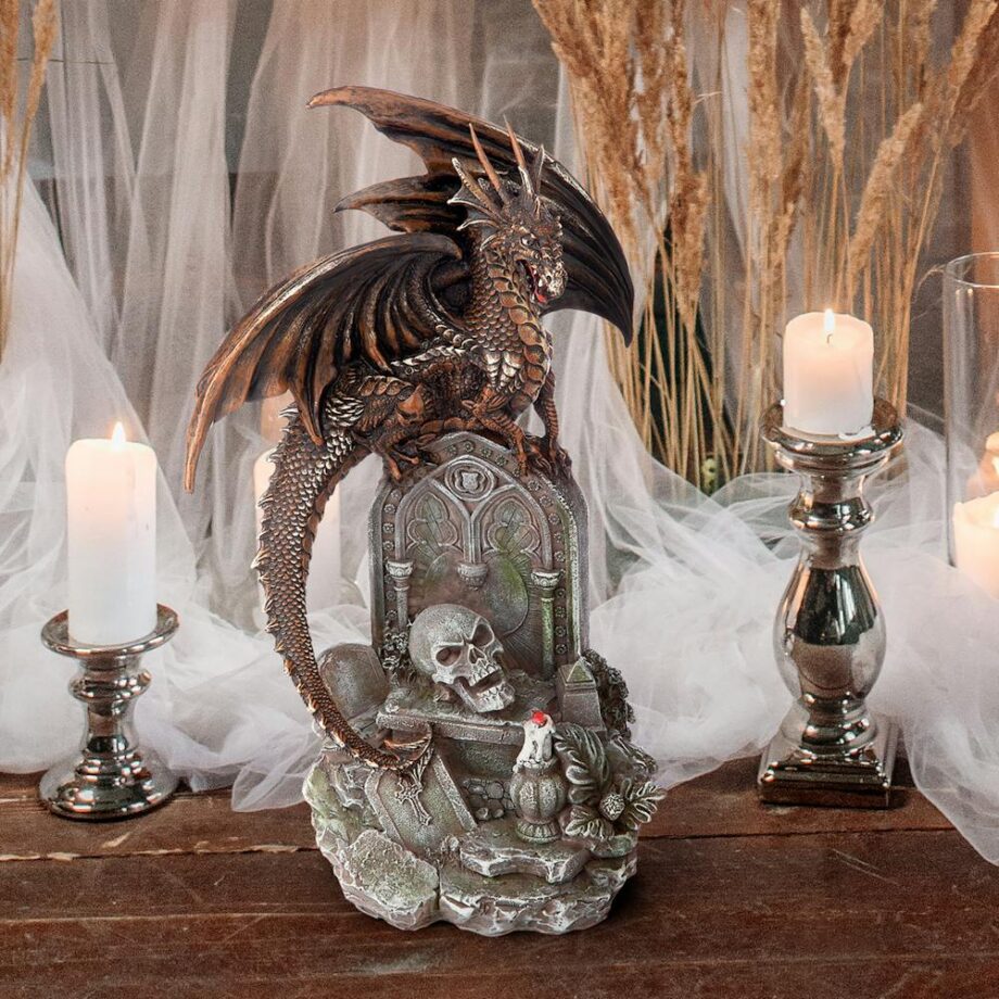 Cruel Wing, Gothic Castle Graveyard Dragon Statue QS293454