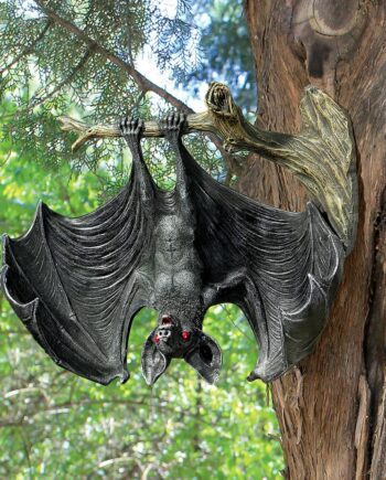 Demon of the Night Hanging Vampire Bat Statue CL6791