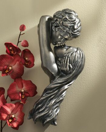 Dream Lovers Kissing Wall Sculpture KY2067