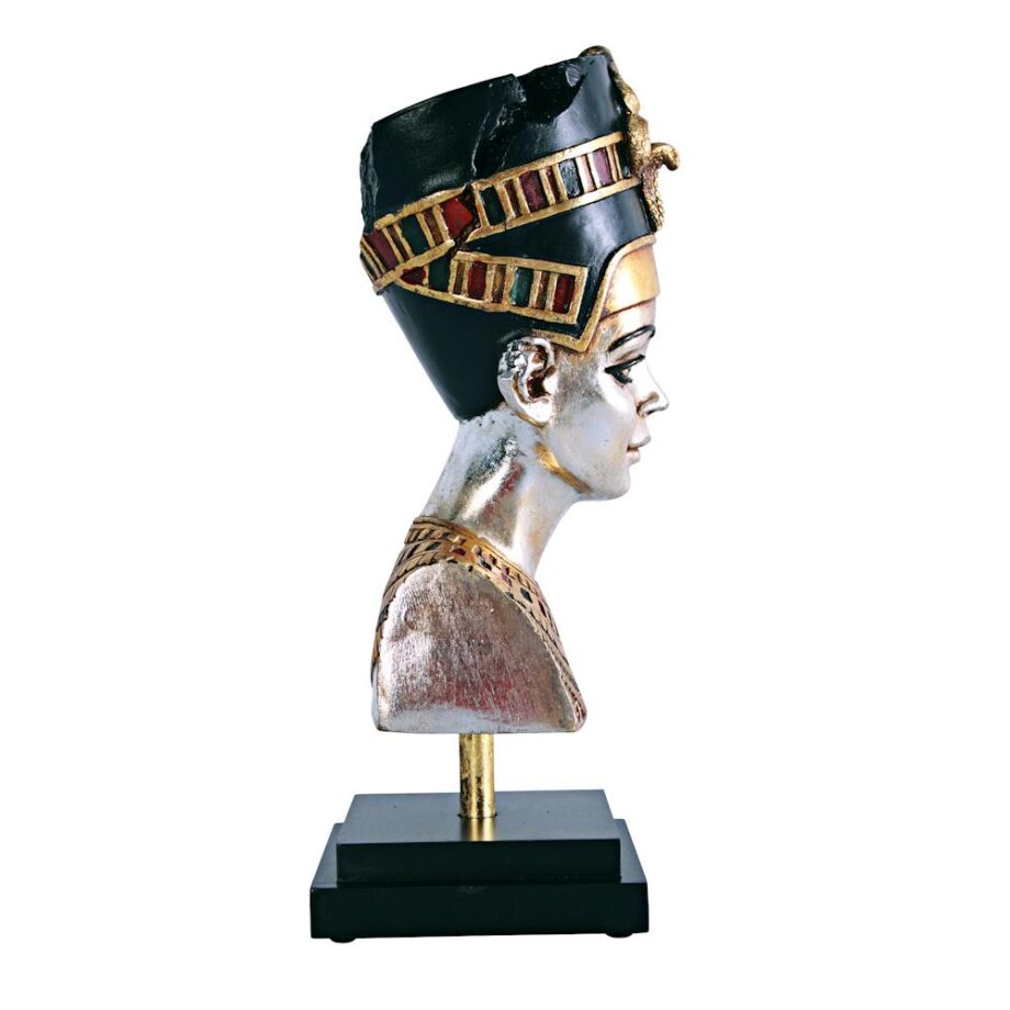 Egyptian Queen Nefertiti Statue on Museum Mount