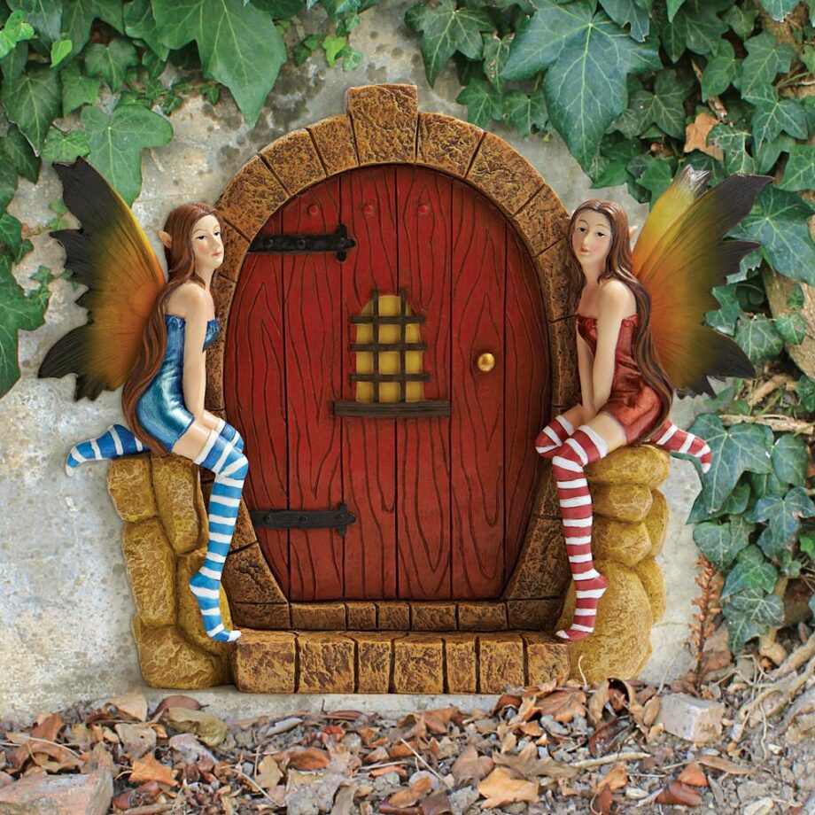 Enchanted Portal Fairy Door Wall Sculpture QM2757000