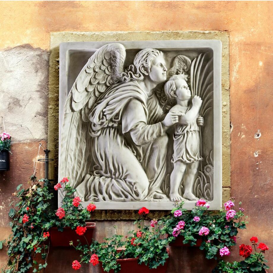 Guiding Angel Sculptural Wall Frieze KY4052