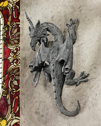 Horned Dragon of Devonshire Gothic Wall Sculpture: Each PD1376