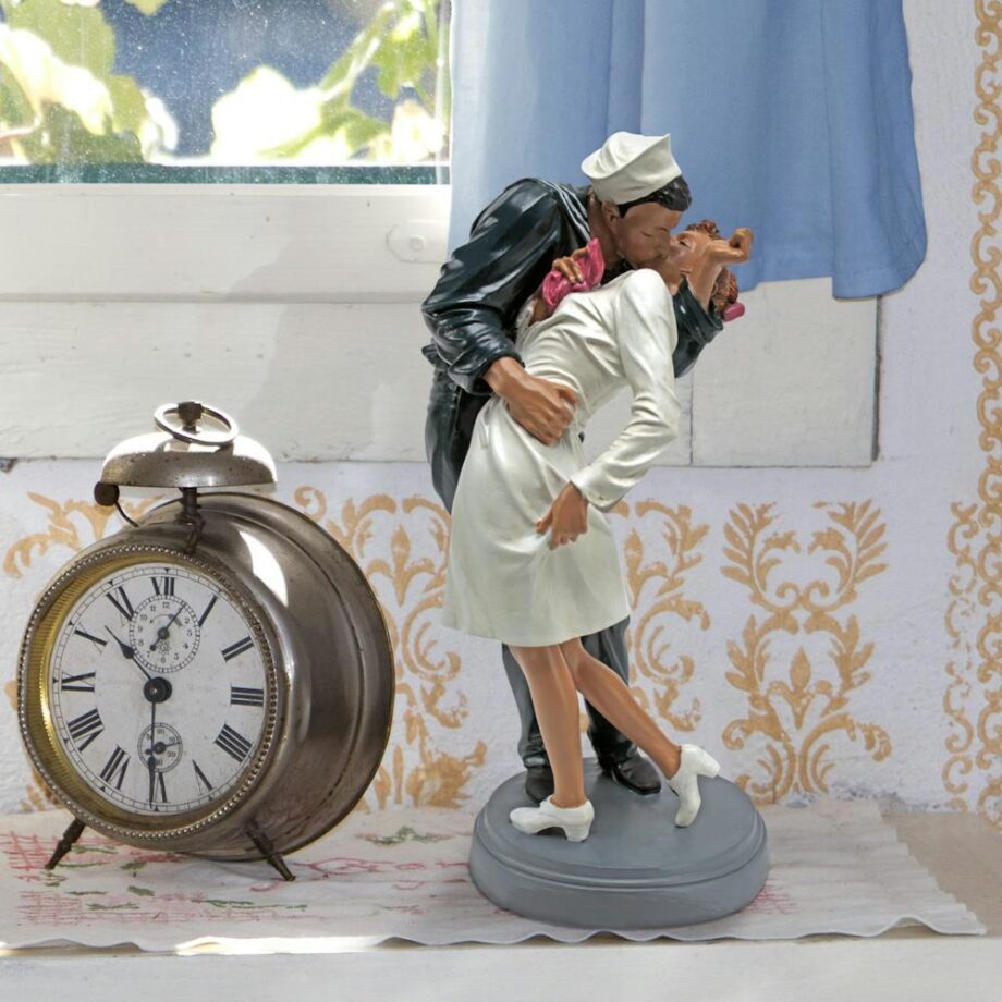 Inspired by the Moment WWII Lovers Statue: Small, Full Color Finish CL50748