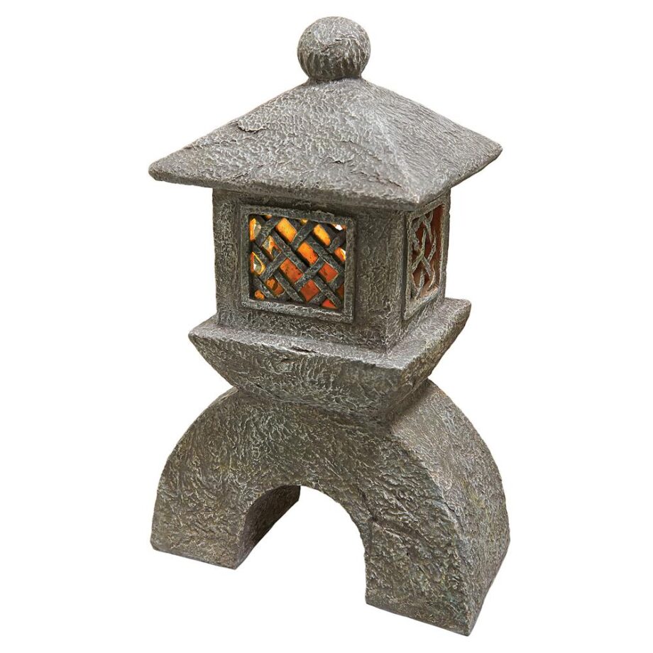 Japanese Pagoda Illuminated Lantern Statue: Each