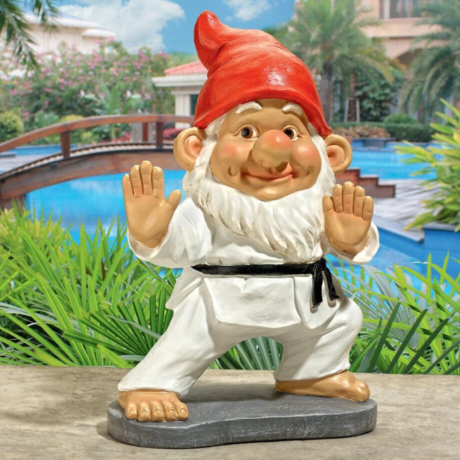 Karate Kobi Martial Arts Garden Gnome Statue QM7511103