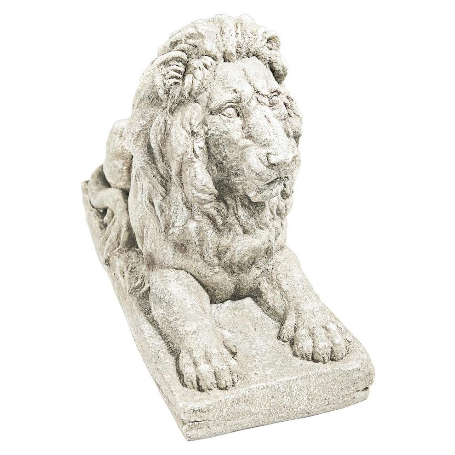 Lyndhurst Manor Lion Sentinel Statue: Each