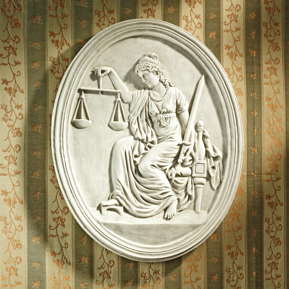 Old Bailey Courthouse Lady Justice Themis Wall Sculpture KY4040