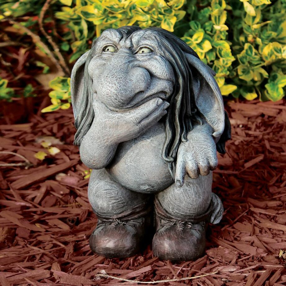 Pondering Sylvester the Cynical Gnome Troll Statue CL6142