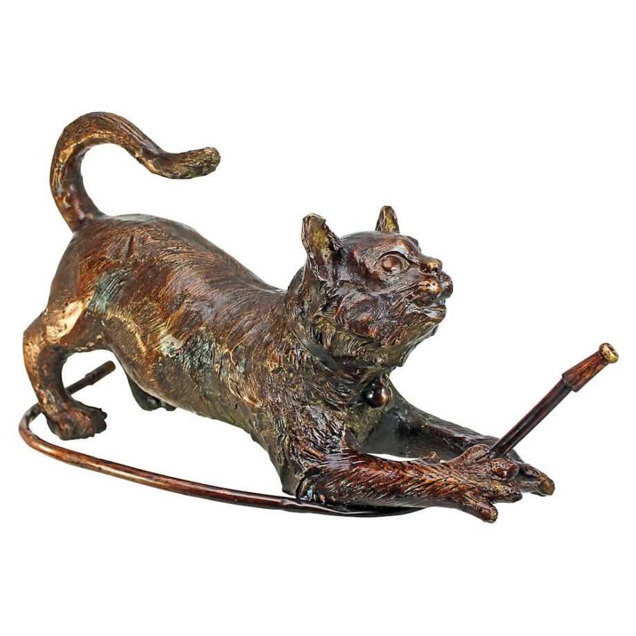 Raining Cats Piped Bronze Garden Statue SU310