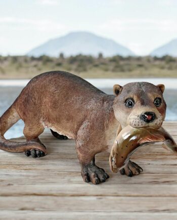 River Otter's Big Catch Garden Statue JQ7546