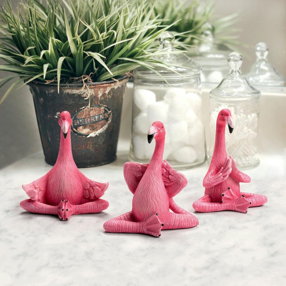 The Zen of Pink Flamingos Yoga Statue Set QL60051